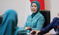 Buka Webinar KERABAT Seri 22, Ketua TP PKK Sumsel Tekankan Pentingnya Pengasuhan Positif di Era Digital